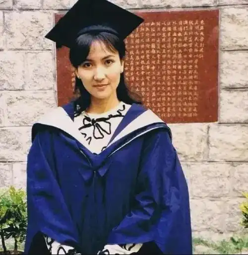 陈美琪:嫁给富二代,被别人插足,后嫁真爱,余生幸福|蛇|相爱|马清伟