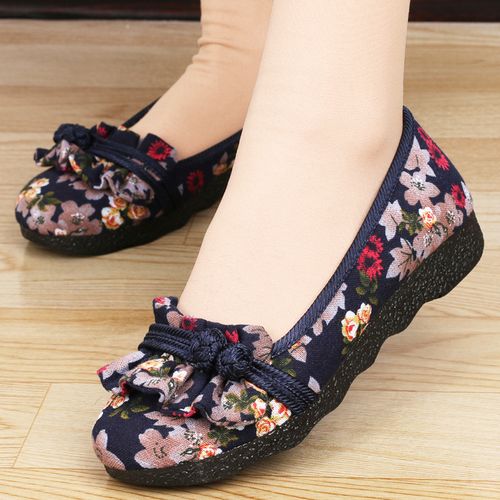 中国国风老北京布鞋女中中老年妈妈平底复古民族风圆头布鞋