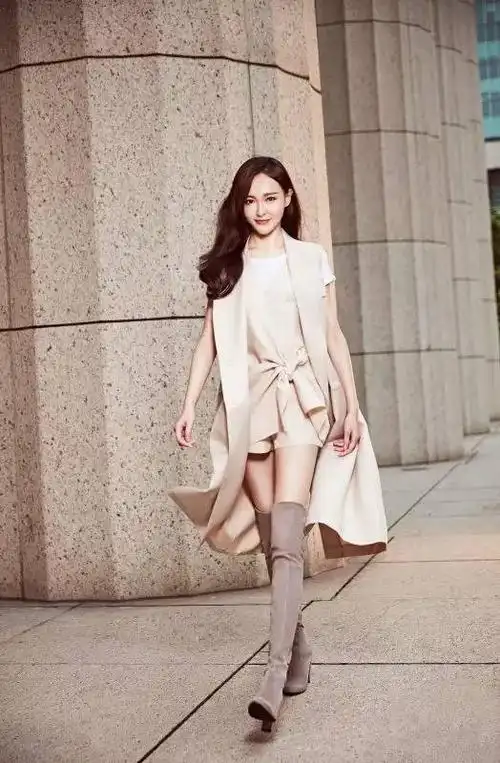 看唐嫣,一言不合就时髦给你看!