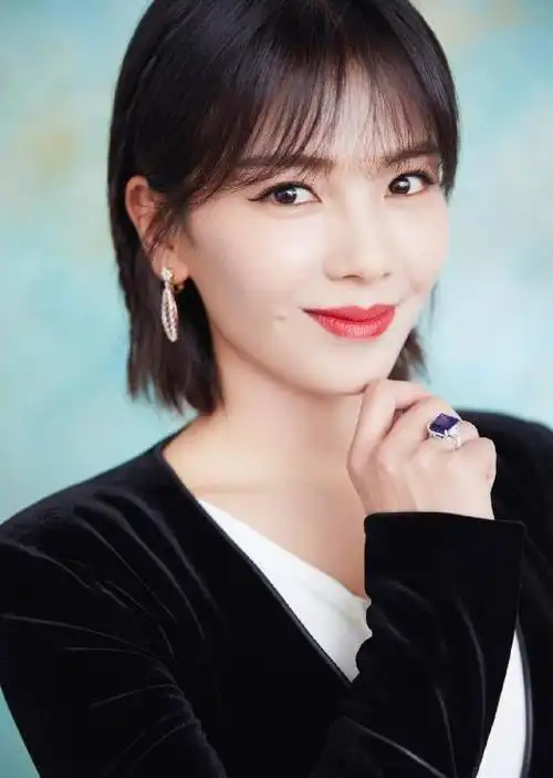 事实证明,"国民女神"刘涛,如今经走上了另一条路!