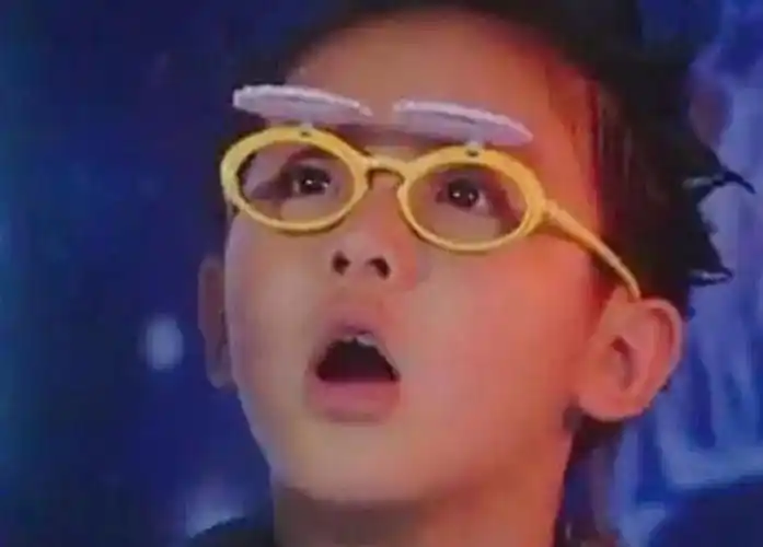 点读机女孩患脑瘤昔日那些童星近况令人唏嘘有人竟已离世