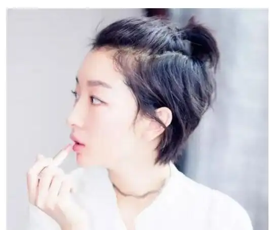 短发半扎马尾怎么扎好看(2)_马尾辫发型_西子美发网