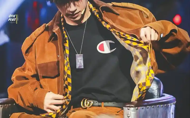 【易烊千玺】这段我能看九十九遍吧 这就是街舞 抖音豆芽舞 1080p