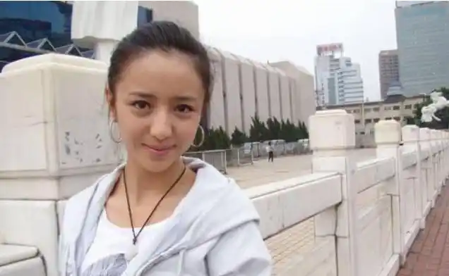 佟丽娅到底有多美早年素颜照曝光陈思诚太有福气