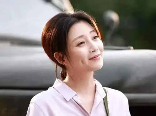 演艺圈酒窝女神谁最美?个人认为张庭和许晴最美 允许有其他意见