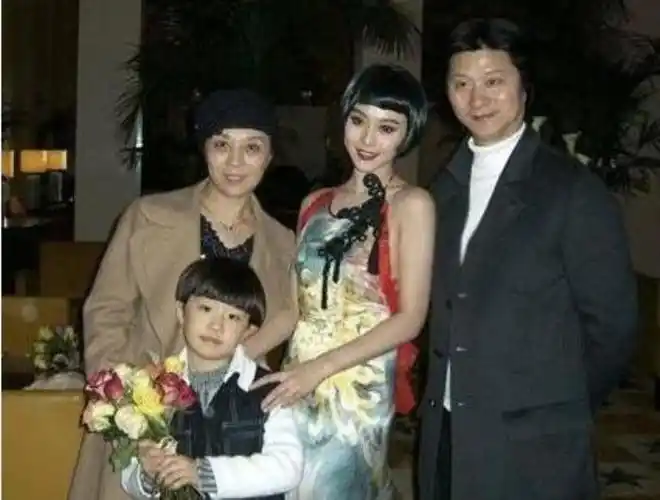 范丞丞多少岁(21岁的范丞丞被质疑学历低)