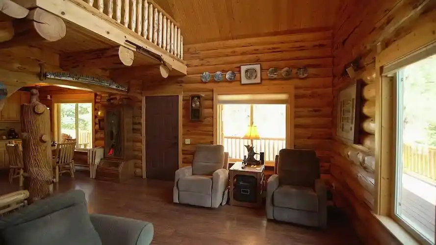 1,000平方英尺的林间小木屋-漂亮且温馨