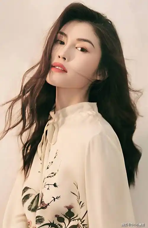 何穗_未来_电影