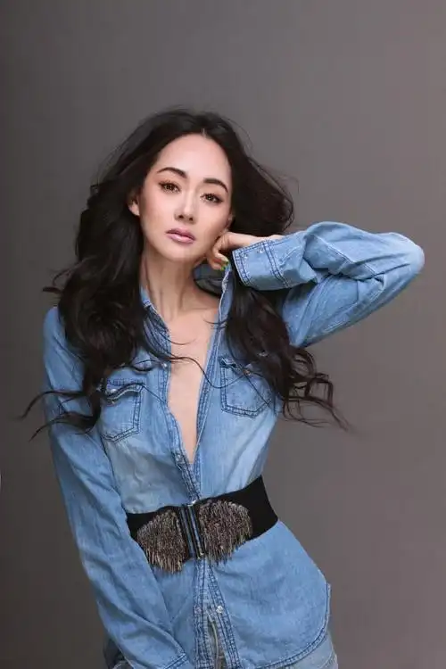 张定涵,1980年8月27日出生于北京,中国内地女演员