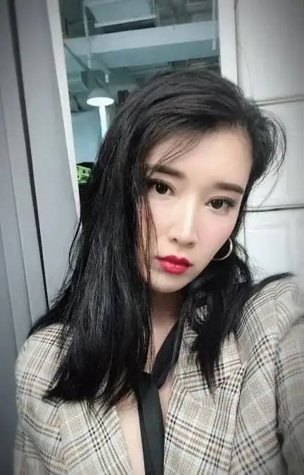 奚望,几张绝美照片_网易订阅