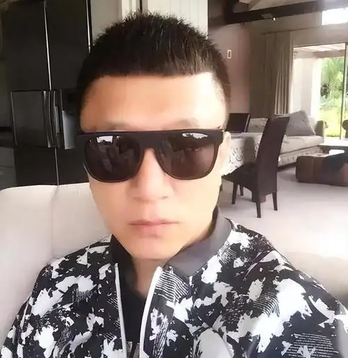 回顾孙红雷从籍籍无名走到家喻户晓如今53岁的他怎样了