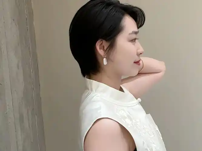 超有气质的女生短发 成都