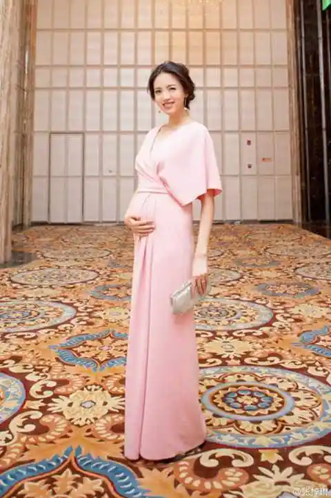 同样是怀孕汤唯怀孕老10岁张梓琳却越来越少女