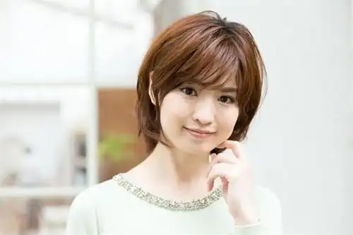 大饼脸适合什麼短发 想要掩盖宽大面庞必须要这麼剪