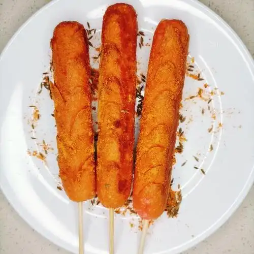 冲向瑜瑜的翠欧尼做的炸淀粉肠