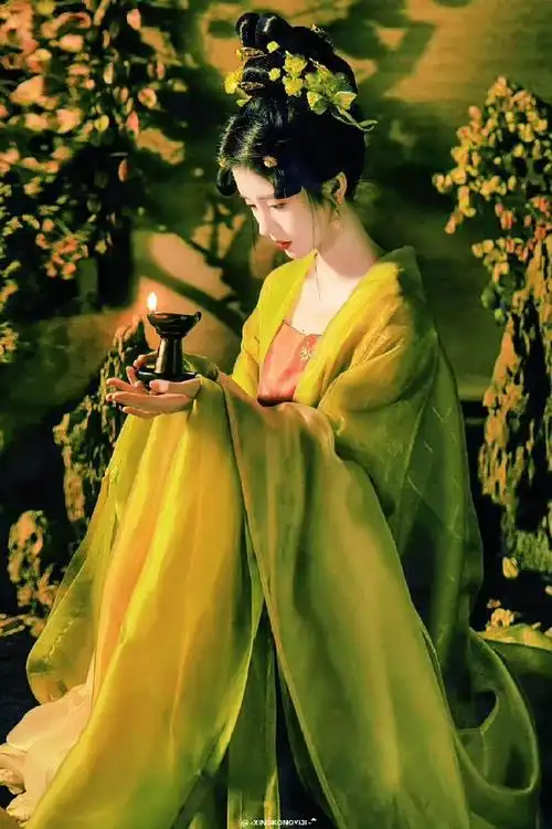 鞠婧祎超话jjy#鞠婧祎#jjy#鞠婧祎姜黎非#"森林深处是绿色,我心深处是