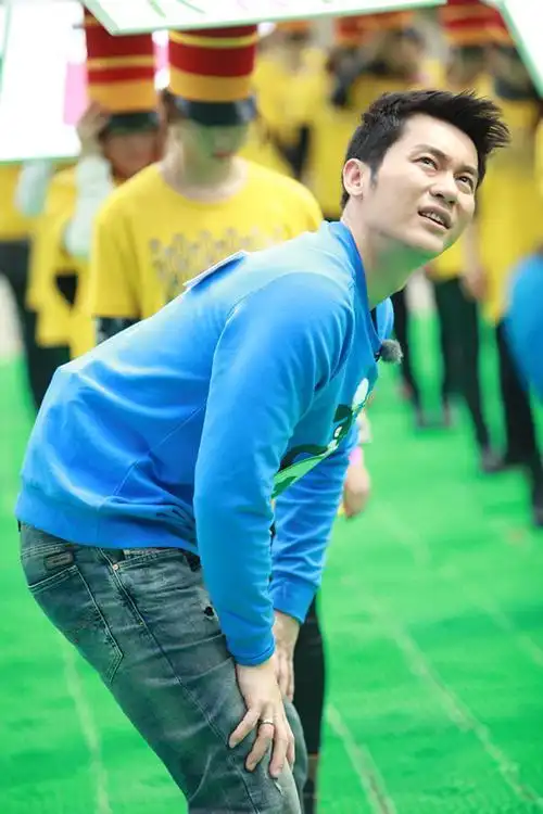 李晨有多牛?从心形石头到天安门旁的四合院,却依旧在跑男里打拼