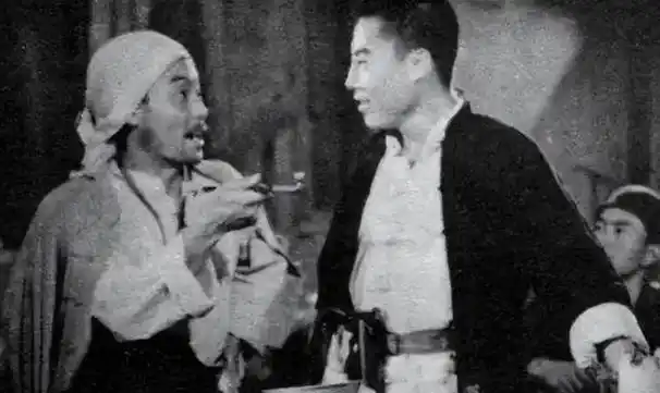 回顾演过地道战,却因《西游记》饰演"如来佛"走红的朱龙广怎样了