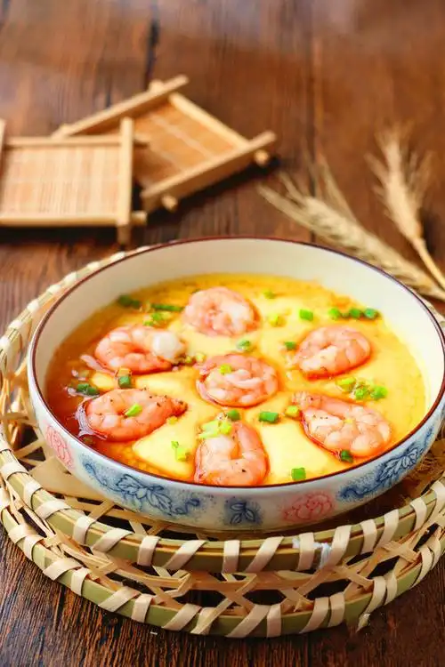 嫩滑虾仁蒸水蛋