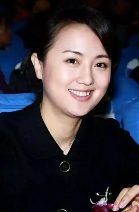 唐旭与朱媛媛如胶似漆要不是辛柏青她差点嫁给他了