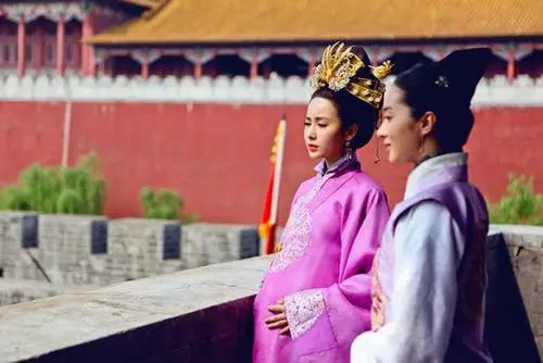 李呈媛饰演钱皇后 由李国立执导,刘诗诗,霍建华,李呈媛等主演的古装