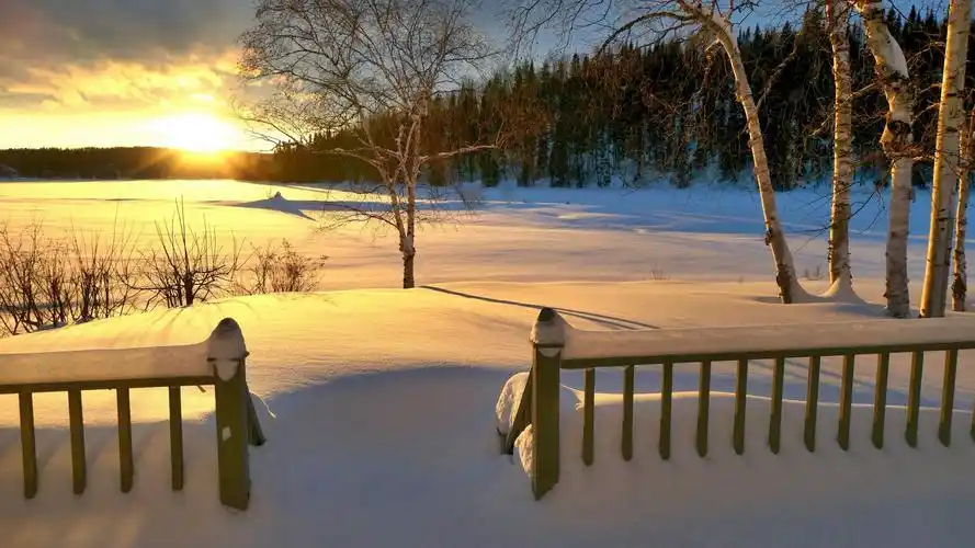 唯美冬季雪景风光桌面壁纸