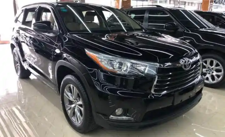 丰田 汉兰达 2.0t 四驱精英版 黑色 手自一体