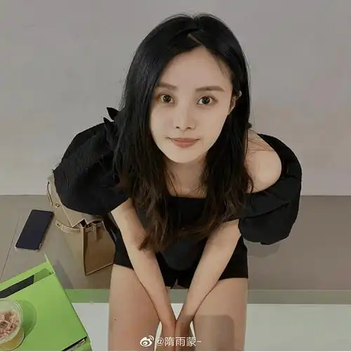 原创隋雨蒙晒吻照男方被调侃似李现小十岁妻子为何会看上李光洁