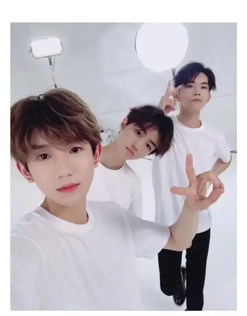 凯源玺 扬帆起 每个十年我陪你