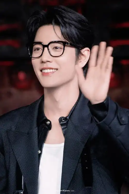 肖战##肖战陌森眼镜品牌代言人