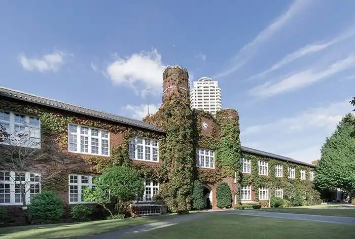 日本留学院校丨拥有全日本最漂亮的校园的日本大学立教大学