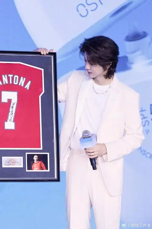 全世界最帅的老板##柳丝木品牌全球代言人鹿晗##胶囊