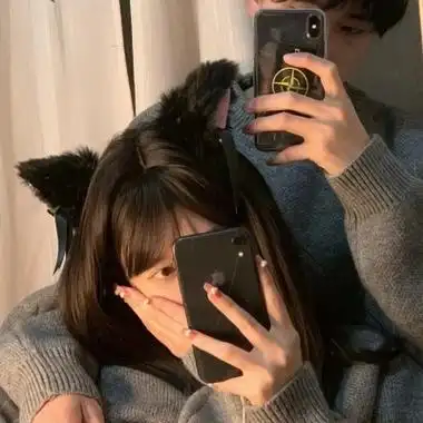 2021甜蜜又很幸福的最新情侣头像