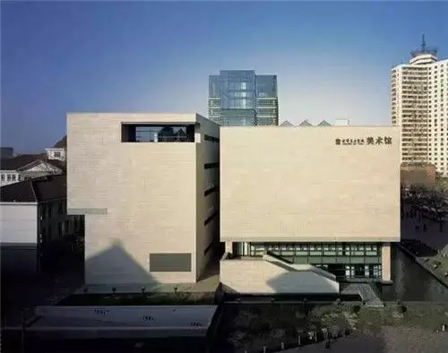 天津美术学院美术馆是天津市重要的专业美术馆,也是国内高等美术院校