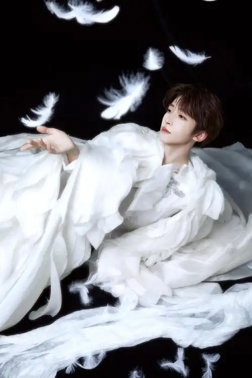 内娱古现双绝的明星##刘宇##刘宇万圣节cos朱迪兔子警官