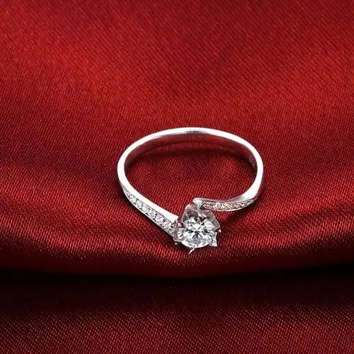 上海买钻戒哪里好 上海哪里买钻戒的地方价比高