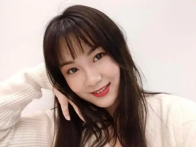 引领年轻人潮流自拍新风尚的vivo s6,实际体验到底如何?_人物