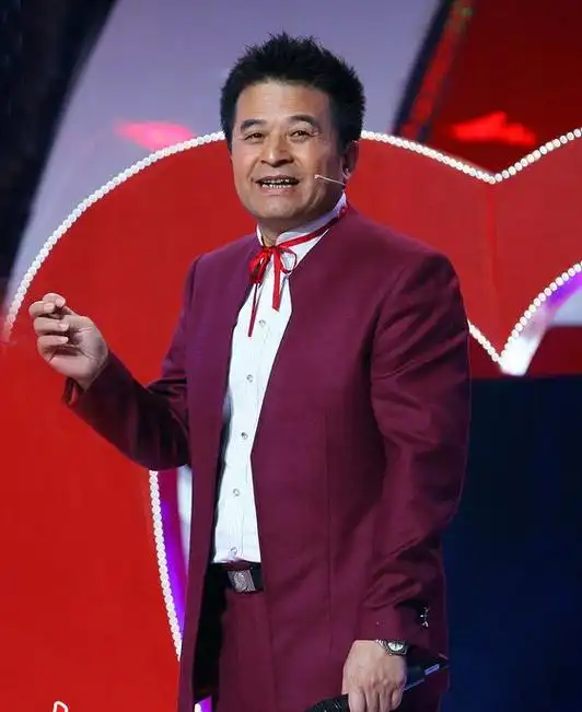 毕福剑时隔6月首更博 支持《星光》后秒删