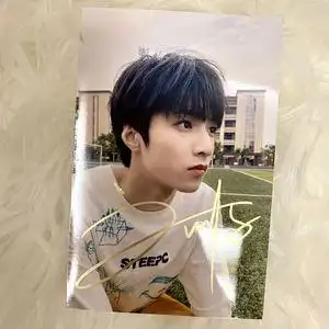 tnt时代少年团刘耀文周边文文亲笔签名照片保真非印刷粉丝收藏用