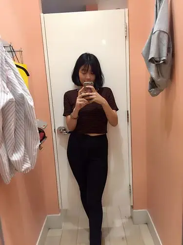 以前的图,那个时候139斤可能?,忘记了,现在真的胖了10斤左右,哎痛苦