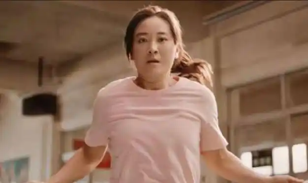 贾玲新电影未播先崩转变营销方式后热辣滚烫前景堪忧