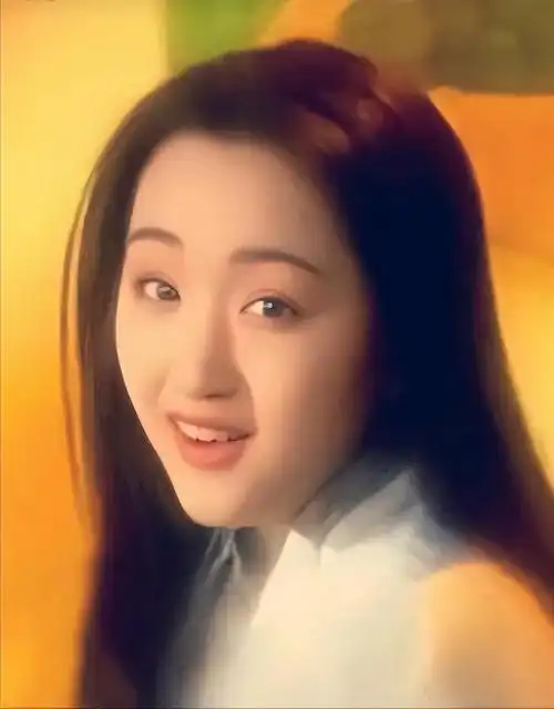 回顾杨钰莹与赖文峰分手25年:他出狱后另娶佳人,她51岁依旧单身