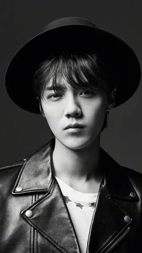 这可能是鹿晗最全的戴帽子的照片了