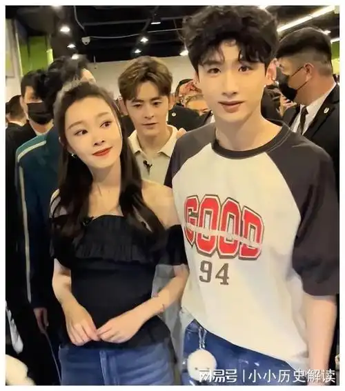 甜蜜|宋轶|乔欣|白敬亭|爱情故事_网易订阅