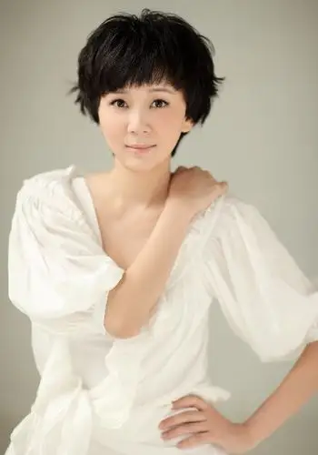 图王一楠整容前后对比揭秘其素颜清纯可爱