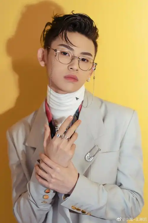 小鬼王琳凯 - 堆糖,美图壁纸兴趣社区