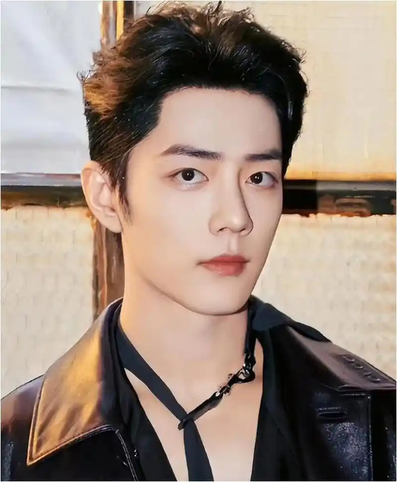 巴黎时装周星光熠熠,肖战,古力娜扎,任嘉伦等明星表现引人注目.