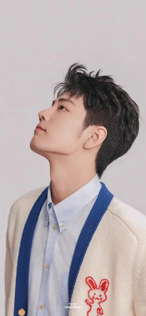 gucci肖战好帅好帅,清新俊逸,可爱无敌!  #肖战##肖战平安喜乐