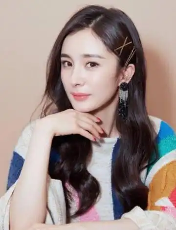 5位京圈富婆身价过百亿坐拥北京一条街出门私人飞机