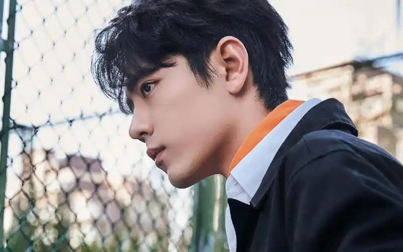 电脑壁纸 明星 大陆明星 冷峻帅气小鲜肉肖战魅力高冷写真